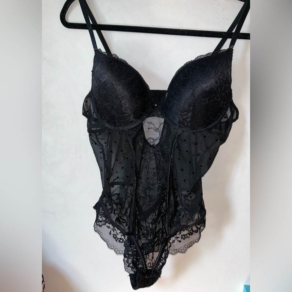 Women’s Lace Bodysuit